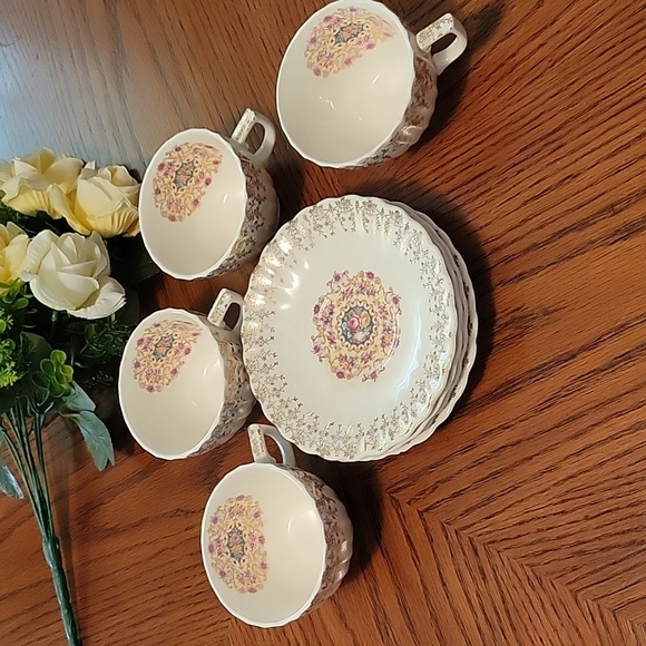 VTG TEA SET AND DESSERT DISH - Picture 12 of 17